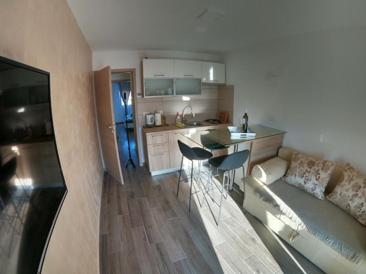 Valbandon Apartment Natalia מראה חיצוני תמונה