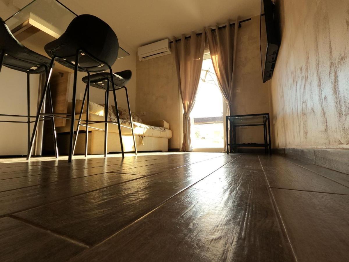 Valbandon Apartment Natalia מראה חיצוני תמונה